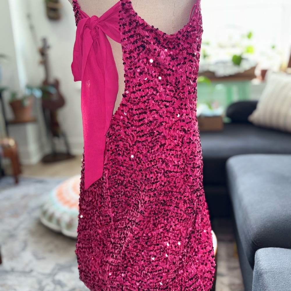 Francesca's Collections Fuchsia Sequin Dress